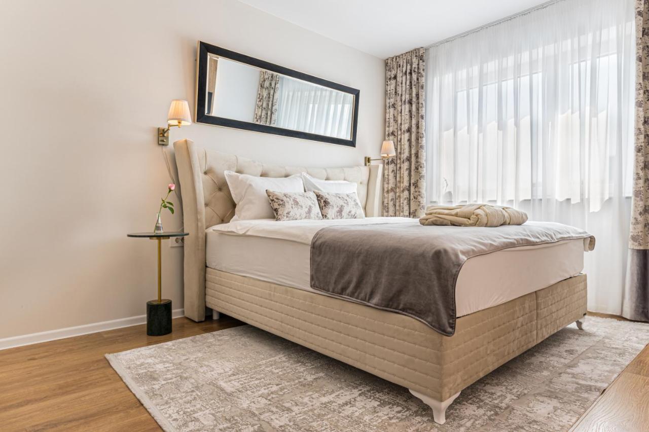 Mk Apartments Braşov Buitenkant foto