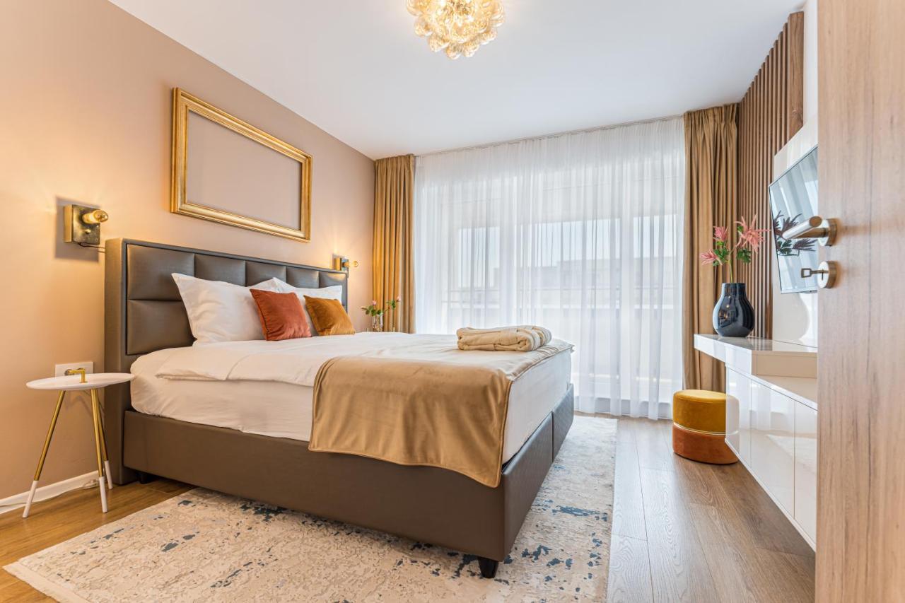 Mk Apartments Braşov Buitenkant foto