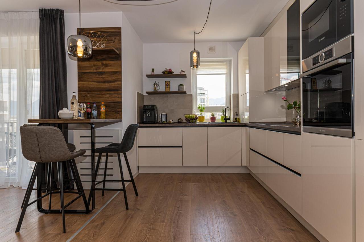 Mk Apartments Braşov Buitenkant foto