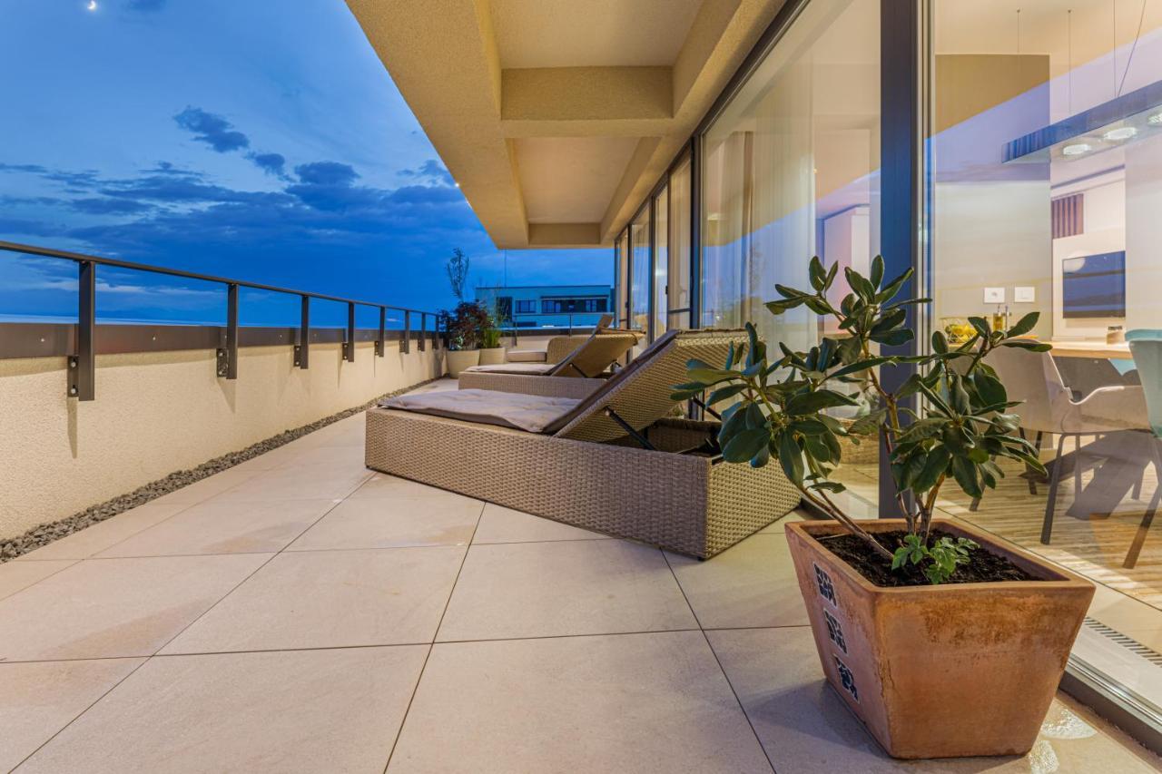 Mk Apartments Braşov Buitenkant foto