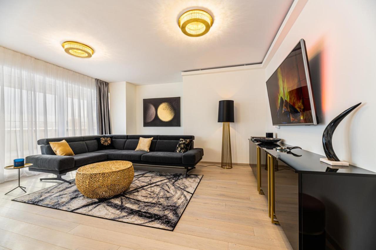Mk Apartments Braşov Buitenkant foto
