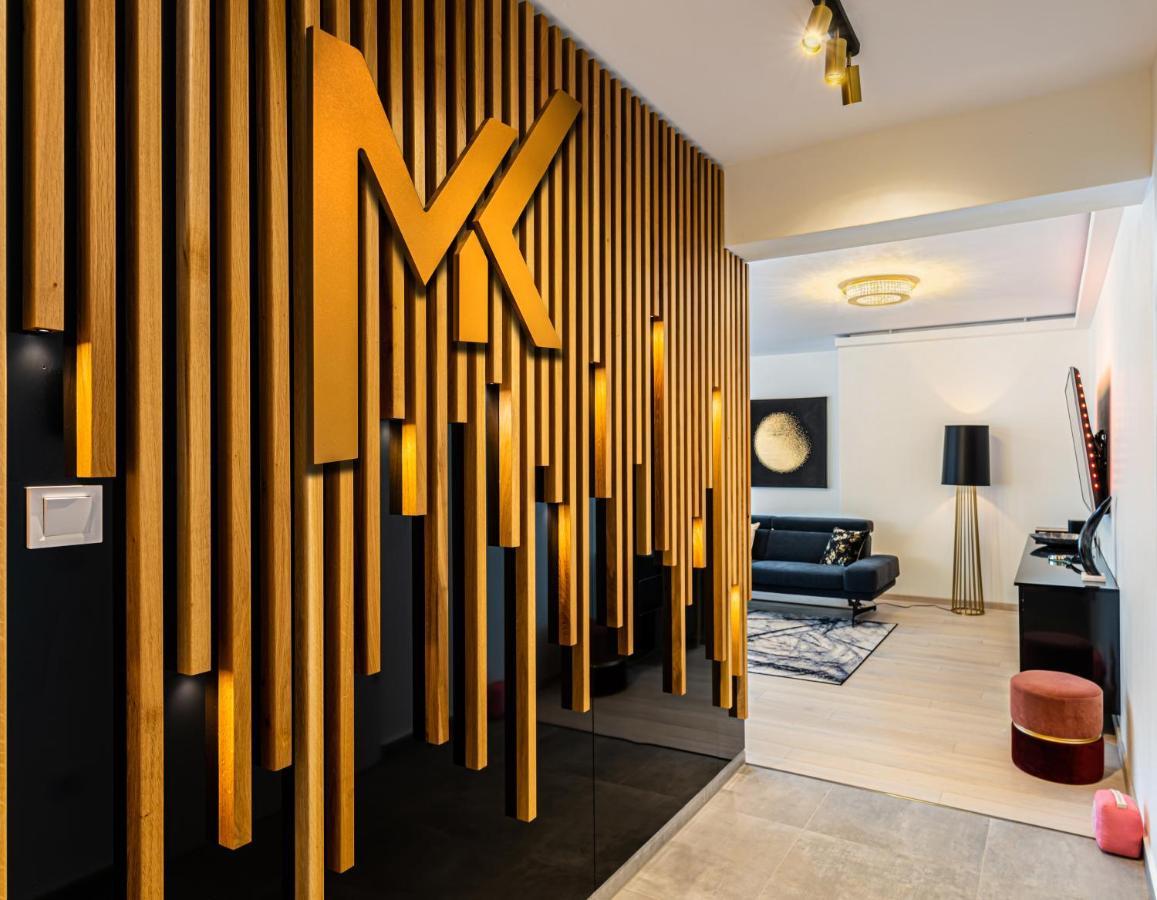 Mk Apartments Braşov Buitenkant foto