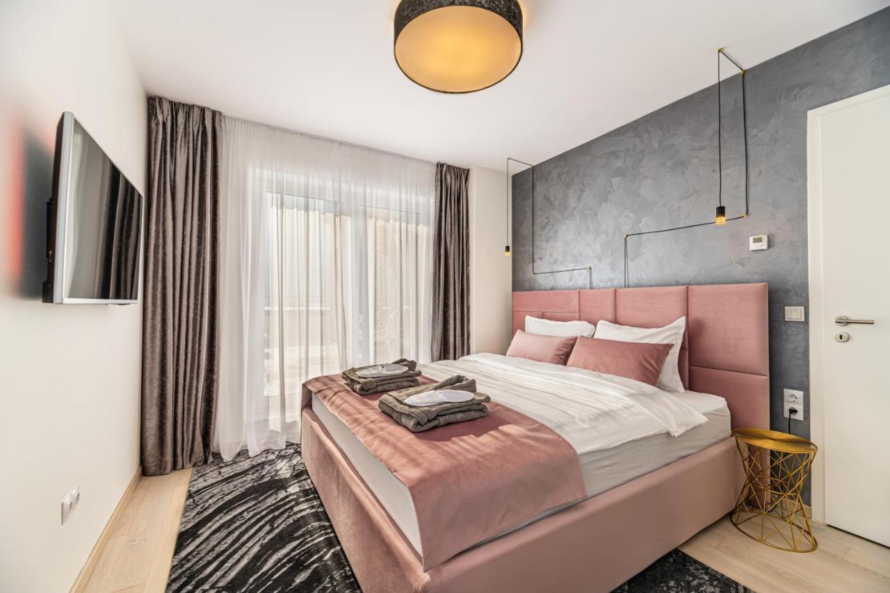 Mk Apartments Braşov Buitenkant foto